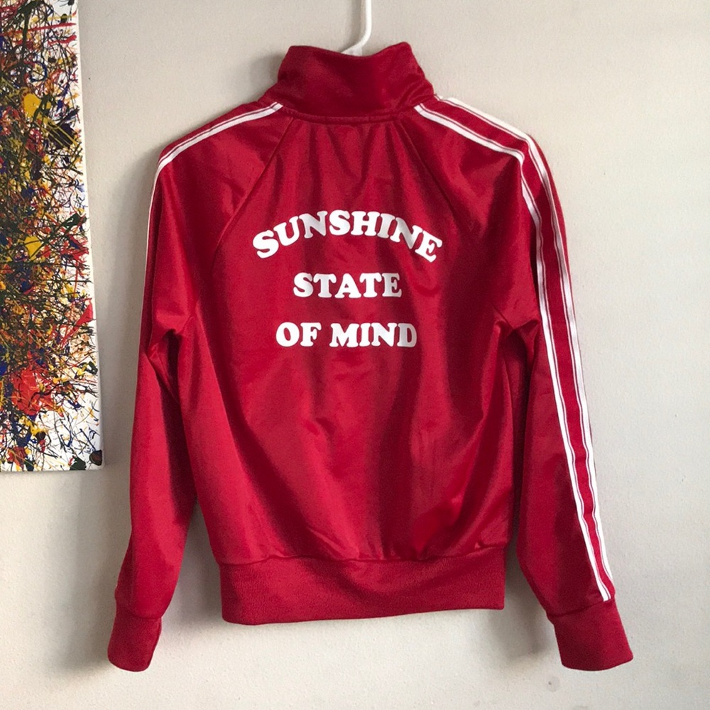 Red Jacket - Picture 2 of 5